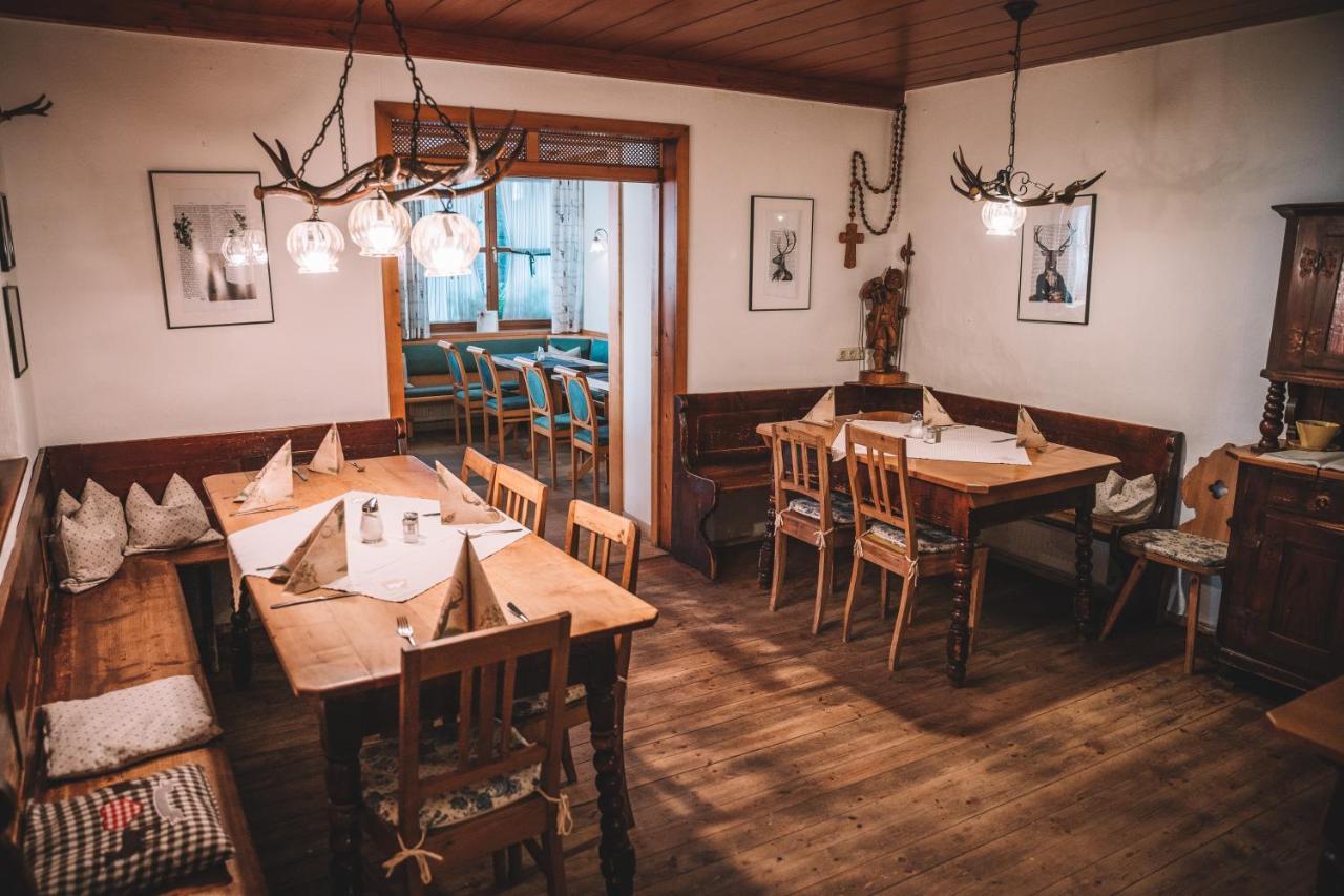 Landgasthof Zum Hieblwirt Hotell Neukirchen  Exteriör bild